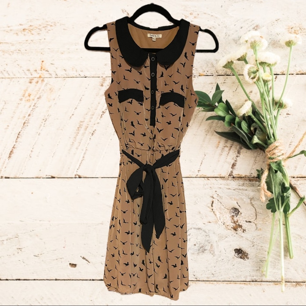 Sleeveless Mod Birdy Print Dress with Peter Pan Collar & Waist Tie - Sz S